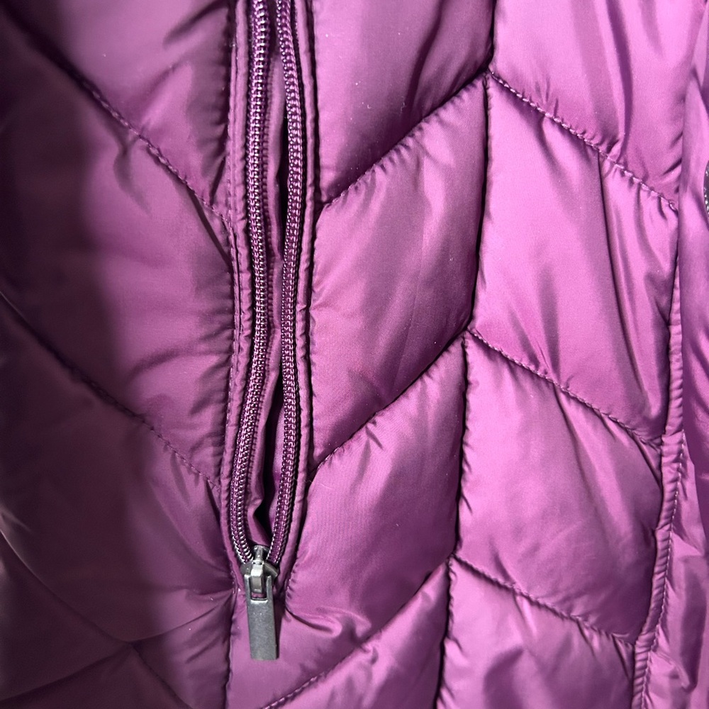 St. John's Bay Women's Plum Puffer Jacket - Picture 12 of 13